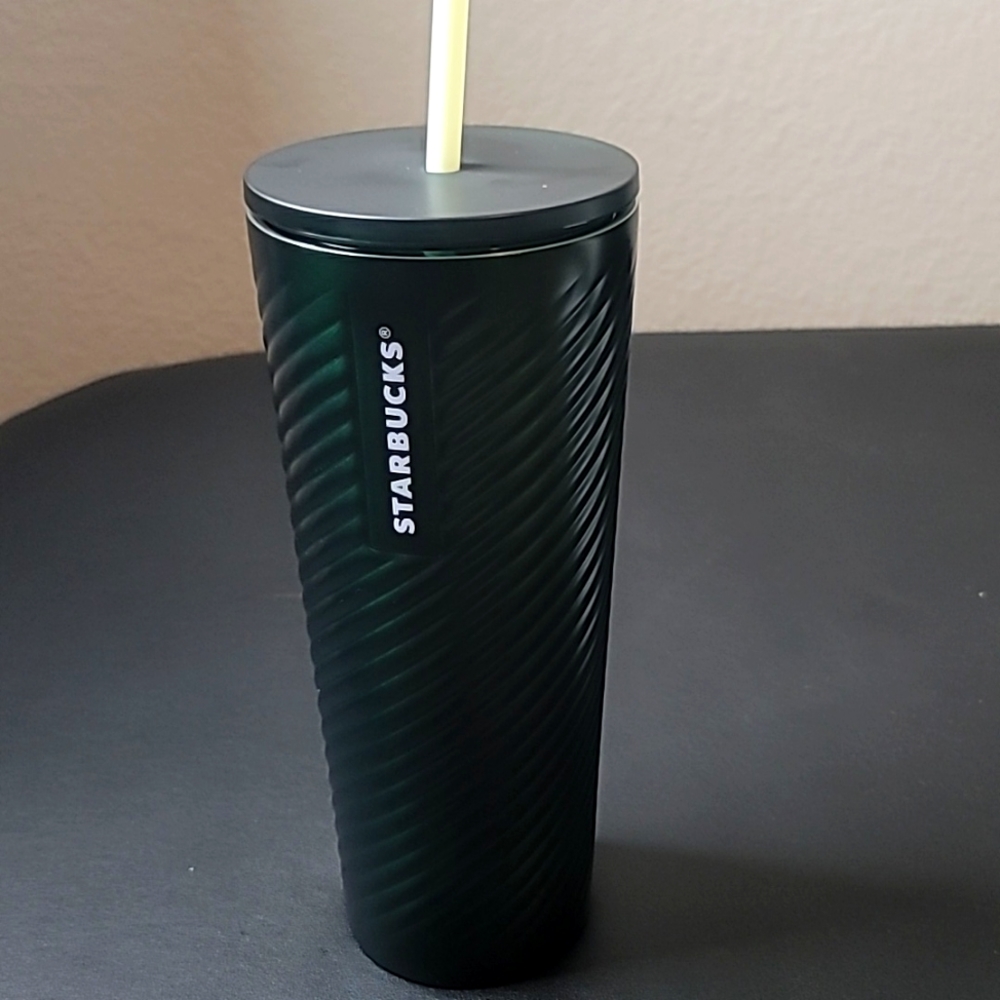Starbucks swirled ribbed green tumbler